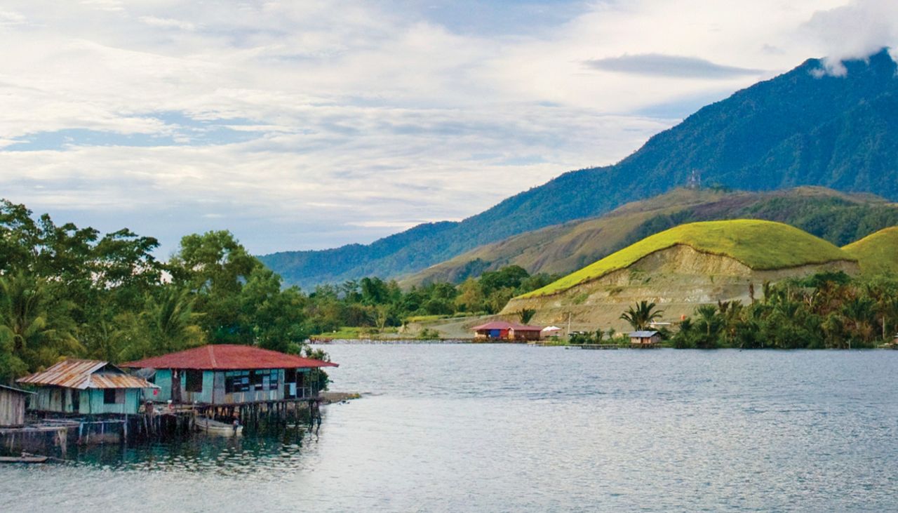 Islands sticking out of the ocean in Papua New Guinea
